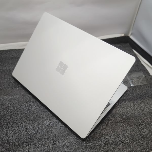 Microsoft 〔中古〕Surface Laptop Go Intel® Core™ i5-1035G1