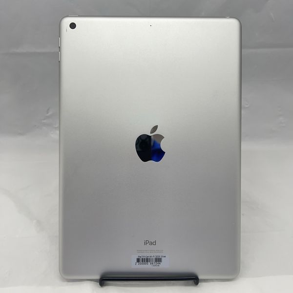 Apple iPad 第7世代シルバー 本体 Apple iPad (第7世代) Wi-Fi 32GB シルバー (整備済み品) 美品