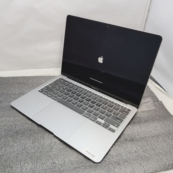 APPLE 〔中古〕MacBook Air (M1・2020) MGNA3J/A シルバー Apple M1