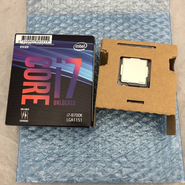 新品未開封 Intel Core i7 8700K BOX メーカー保証あり Amazon | Intel CPU Core i7-8700K 3.7GHz 12Mキャッシュ 6コア