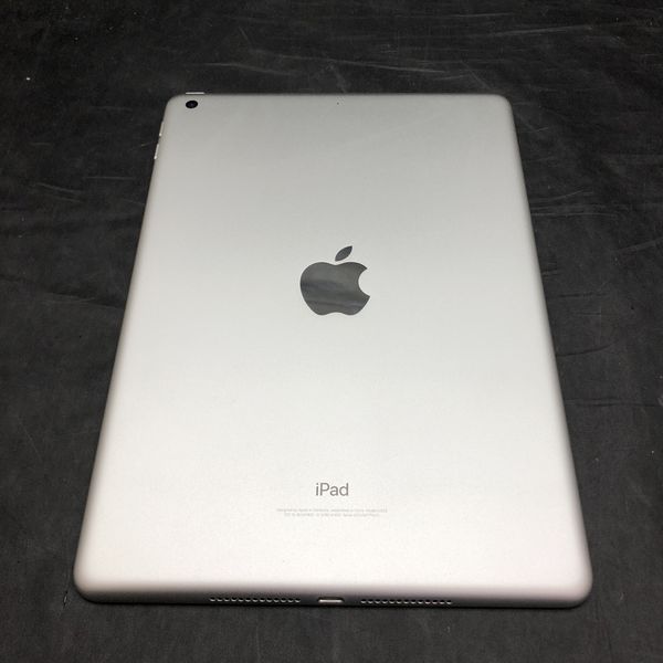 APPLE 〔中古〕iPad (第5世代) Wi-Fiモデル 32GB シルバー MP2G2J/A