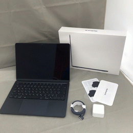 MacBookAir M2　A2681　8GB 256GB　シルバー　中古動作品 APPLE 〔中古〕MacBook Air A2681 Apple CPU M2/16GB/512GB