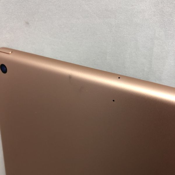 apple iPad 32GB wifi ゴールド フィルム&カバー付 中古品 apple iPad 32GB wifi ゴールド フィルム&カバー付 中古品 iPad本体