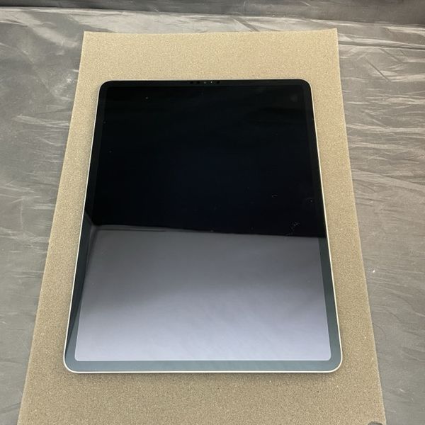 APPLE 〔中古〕iPad Pro 12.9インチ (第6世代) Wi-Fi 1TB スペース