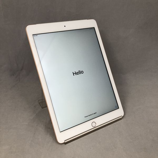 APPLE 〔中古〕iPad (第6世代) 32GB ゴールド MRM02J/A au（中古