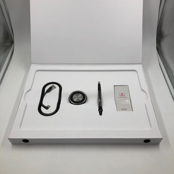 Wacom Intuos Pro Large PTH-860/K0 新品未開封 楽天市場】【アウトレット】 Wacom Intuos Pro Large (PTH-860