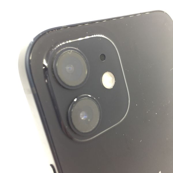 APPLE 〔中古〕iPhone12 128GB ブラック MGHU3J/A docomo対応
