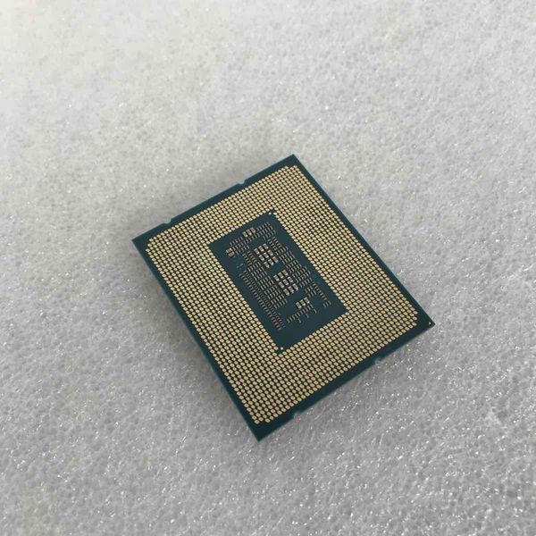 Intel 〔中古〕インテル® Core™ i9-12900K プロセッサー Bulk（中古