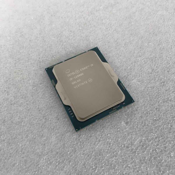Intel 〔中古〕インテル® Core™ i9-12900K プロセッサー Bulk（中古