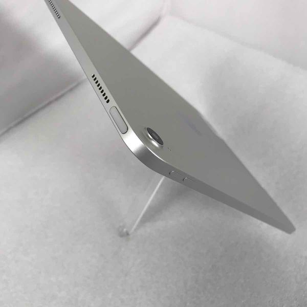 APPLE 〔中古〕iPad (第10世代) Wi-Fiモデル 64GB シルバー