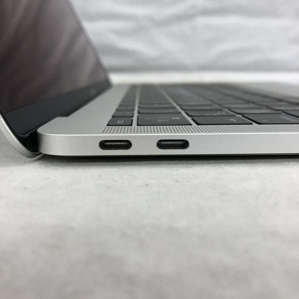APPLE 〔中古〕MacBook Pro (13-inch・2017・Two Thunderbolt 3 ports 