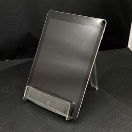 APPLE 〔中古〕iPad (第6世代) 32GB シルバー MR6P2J/A au SIMロック