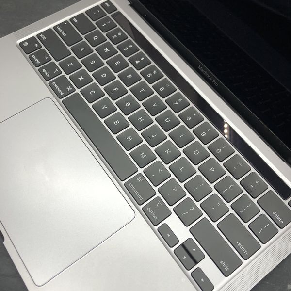 APPLE 〔中古〕MacBook Pro(M1・2020) Apple M1チップ 8コア APPLE 〔中古〕MacBook Pro(M1・2020) Apple M1チップ 8コア