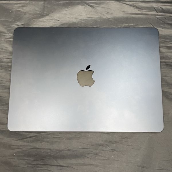 MacBook Air M2 シルバー 8GB 256GB SSD 中古美品 APPLE 〔中古〕MacBook Air (M2, 2022) Apple M2/8GB/SSD 256GB