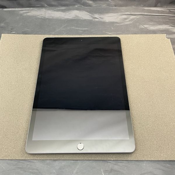 APPLE 〔中古〕iPad (第7世代) 32GB スペースグレイ MW6A2J/A SoftBank