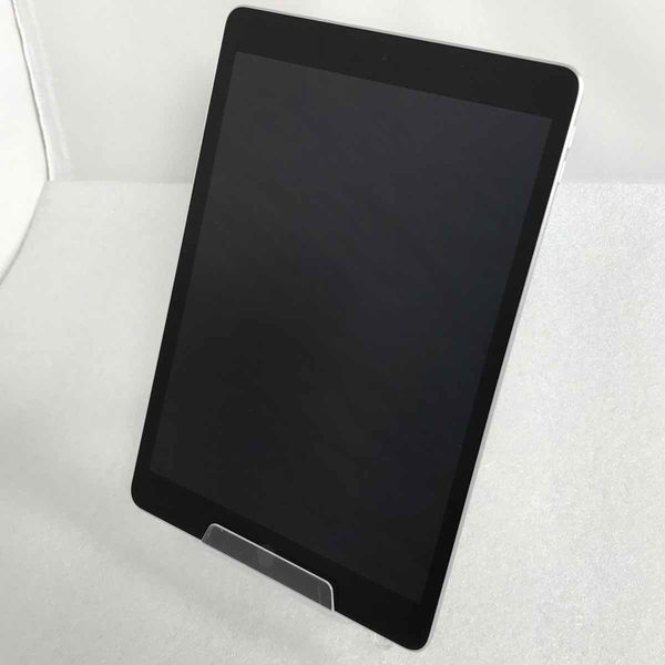 APPLE 〔中古〕iPad (第9世代) Wi-Fiモデル 64GB シルバー APPLE 〔中古〕iPad (第9世代) Wi-Fiモデル 64GB シルバー