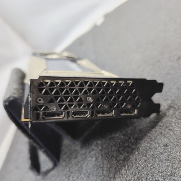 nvidia 〔中古〕NVIDIA TITAN V 12GB HBM2(中古保証1ヶ月間 nvidia 〔中古〕NVIDIA TITAN V 12GB HBM2(中古保証1ヶ月間