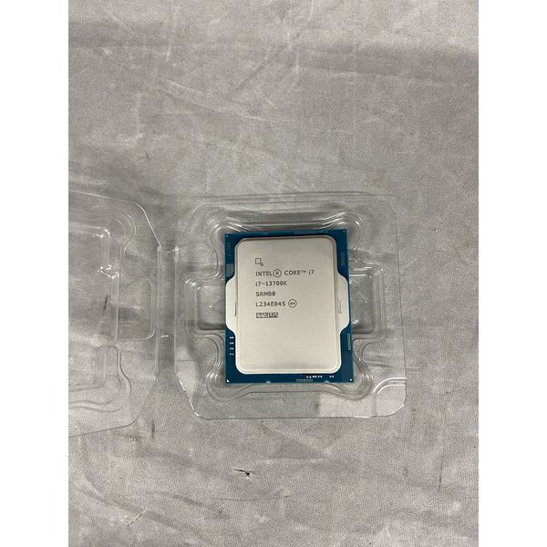 【中古】Intel CPU Core i7 13700K Intel 〔中古〕インテル® Core™ i7-13700K プロセッサー BOX（中古保証
