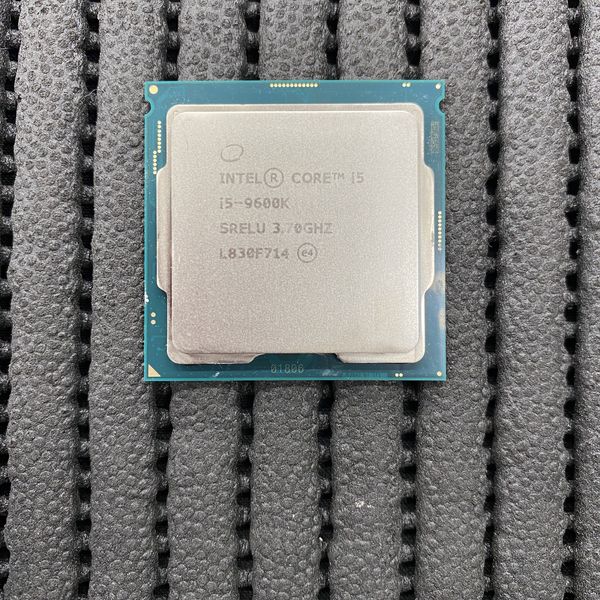 Intel 〔中古〕インテル® Core™ i5 プロセッサー -9600K Bulk
