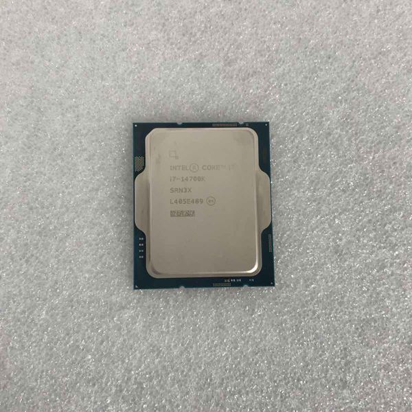 Intel 〔中古〕インテル® Core™ i7 プロセッサー -14700K BOX