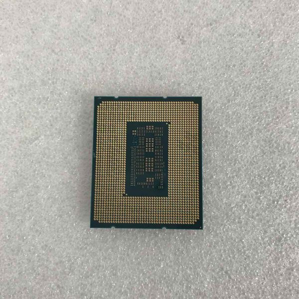 Intel Core i7-12700KF CPU　中古 中古】Core i7 12700KF 〔3.6GHz／LGA 1700〕 [2133063324030