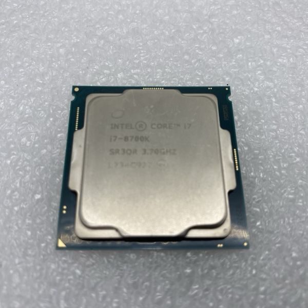 Intel 〔中古〕インテル® Core™ i7 プロセッサー -8700K Bulk