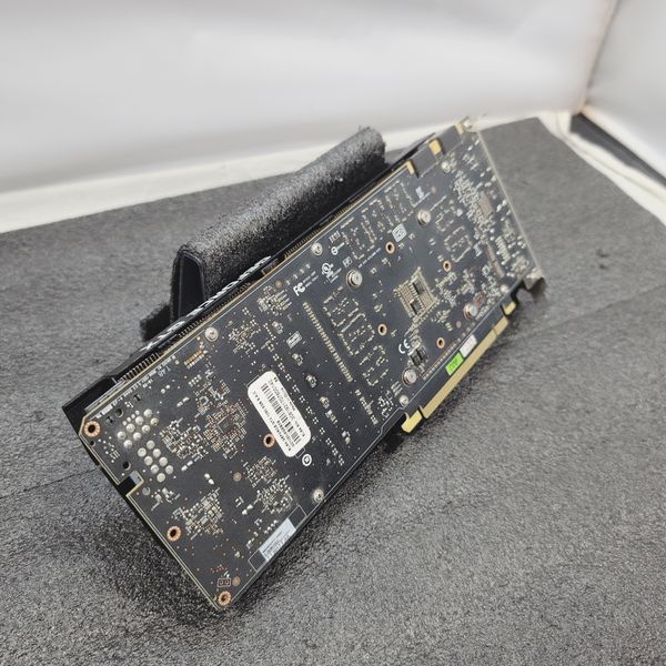 ELSA 〔中古〕GeForce GTX 1080 8GB S.A.C GD1080-8GERXS(中古 ELSA 〔中古〕GeForce GTX 1080 8GB S.A.C GD1080-8GERXS(中古