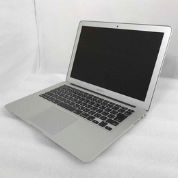 〔中古〕MacBook Air (13-inch・Mid 2017) MQD32J/A Core i5 プロセッサー 1.8GHz/8GB/128GB SSD/Intel HD Graphics 6000(中古保証3ヶ月間)