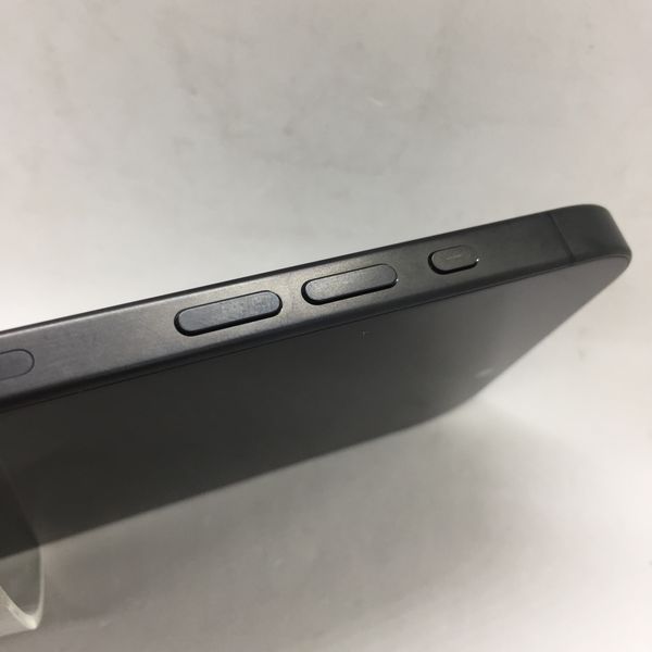 APPLE 〔中古〕iPhone15Pro 128GB ブラックチタニウム MTU73J/A APPLE 〔中古〕iPhone15Pro 128GB ブラックチタニウム MTU73J/A