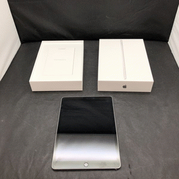 〔中古〕iPad (第9世代) 256GB シルバー MK4H3J/A au(中古保証3ヶ月間)