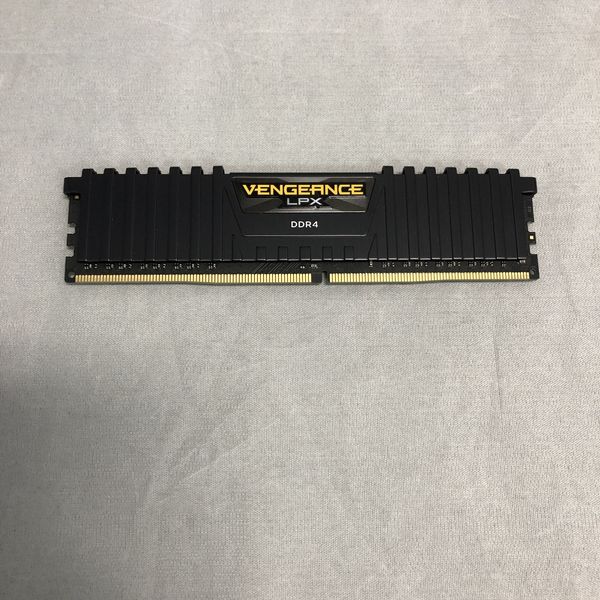 Corsair 〔中古〕VENGEANCE LPX DDR4-2666 16GB（中古保証1ヶ月間