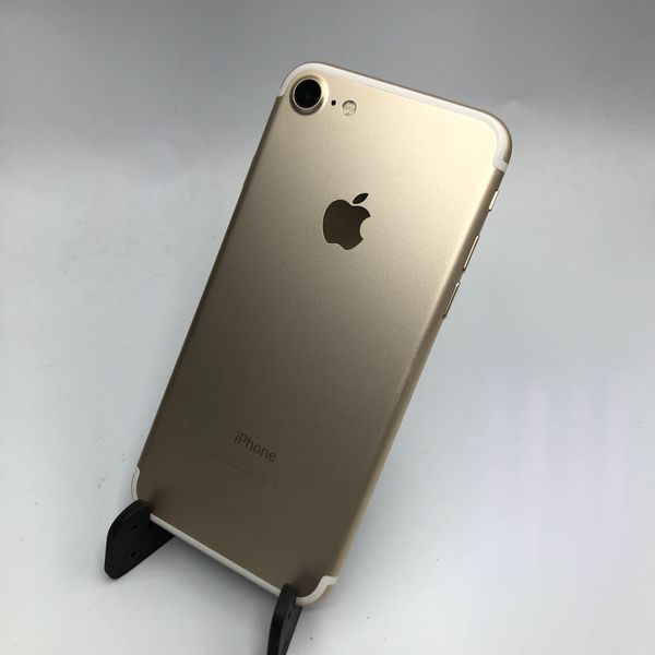 Apple - (専用)iPhone7 32GB docomo gold 美品 iPhone7 32GB A1779 (MNCG2J/A) ゴールド 【国内版SIMフリー