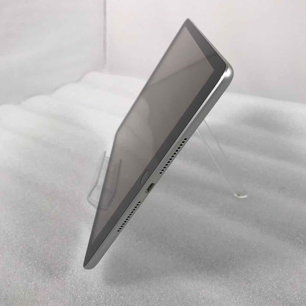 APPLE 〔中古〕iPad (第9世代) Wi-Fiモデル 256GB シルバー