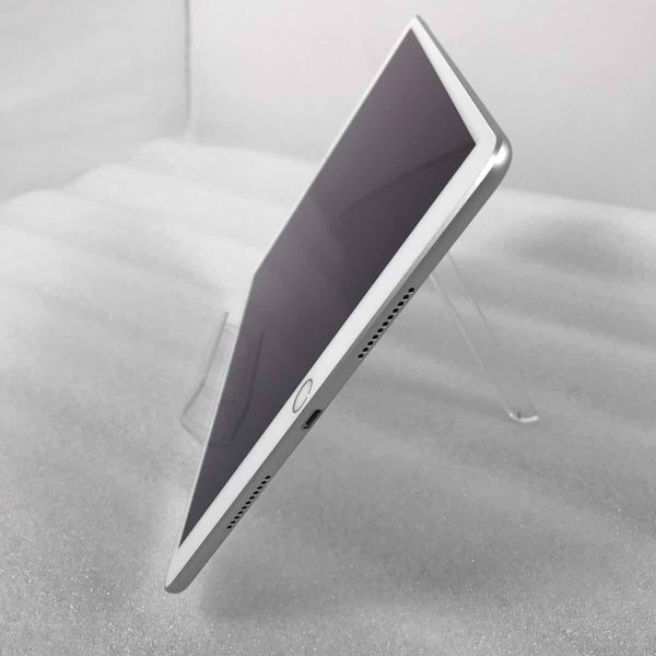 APPLE 〔中古〕iPad Air (第3世代) Wi-Fiモデル 64GB シルバー