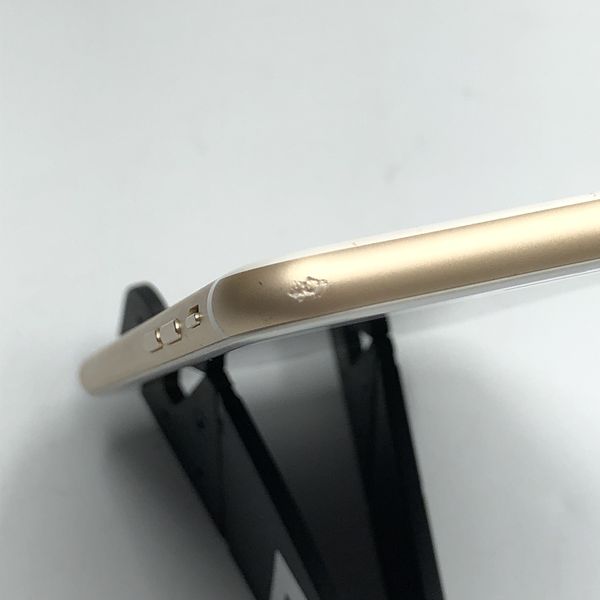 Apple - iPhone7 128GB ゴールド　箱付き　充電器無し　au au iPhone7 128GB ゴールド 新品同様品 SIMロック解除済み SIM