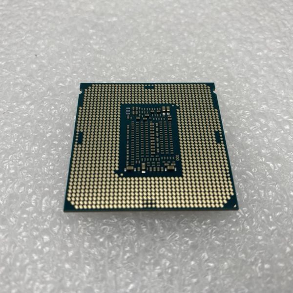 Intel 〔中古〕インテル® Core™ i7 プロセッサー -8700 Bulk