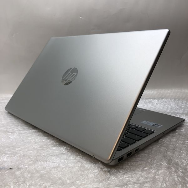 HP 〔中古〕15-fd0133TU Core i5-1334U プロセッサー/DDR4 16GB/256GB