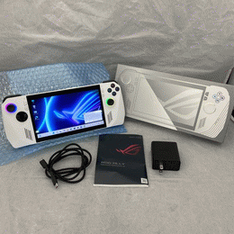 〔中古〕ROG Ally RC71L-Z1E512 AMD Ryzen Z1 Extreme 3.3GHz/16GB/512GB SSD/Radeon Graphics/Windows11 home(中古保証3ヶ月間)