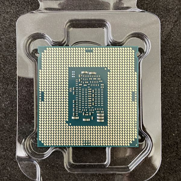 Intel 〔中古〕インテル® Core™ i7 プロセッサー -7700K BOX