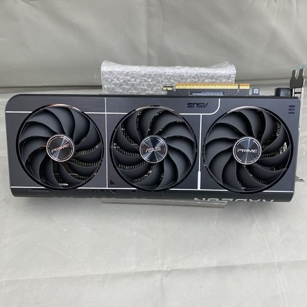 【眼鏡さん】PRIME-RX9070-O16G PRIME-RX9070XT-O16G [PCIExp 16GB]の製品画像 - 価格.com