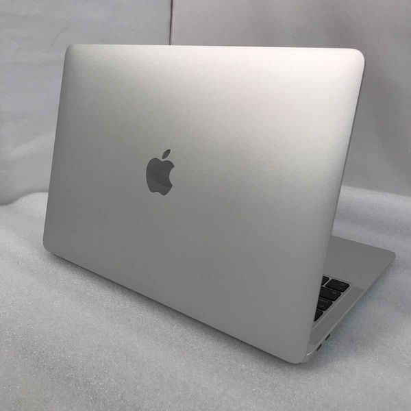 APPLE 〔中古〕MacBook Air (M1・2020) MGN93J/A シルバー Apple