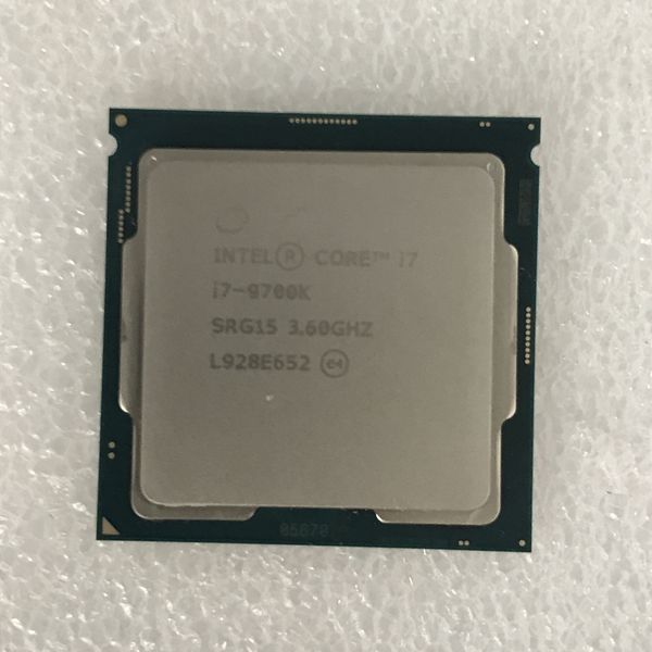 Intel 〔中古〕インテル® Core™ i7 プロセッサー 9700K Bulk（中古保証