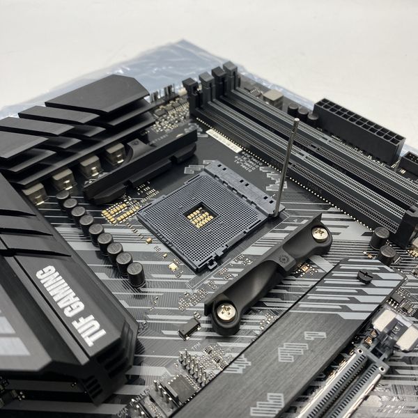 ASUS 〔中古〕TUF GAMING B550-PLUS（中古保証1ヶ月間