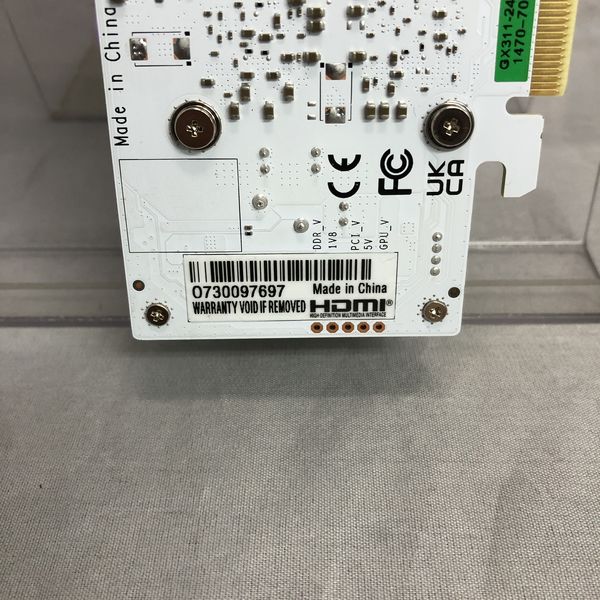 自作pc 中古【詳細を確認してください】 玄人志向 〔中古〕GK-RTX3050-E6GB/WHITE/LP（中古保証1ヶ月間
