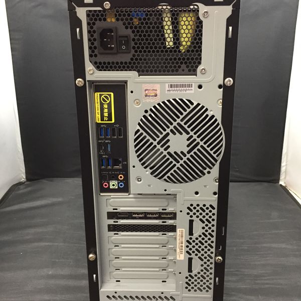 初期保証 i7-11700相当 64GB SSD2TB Quadro M4000 QUADRO M4000 - Refurbished - Nvidia Quadro M4000 Maxwell GPU