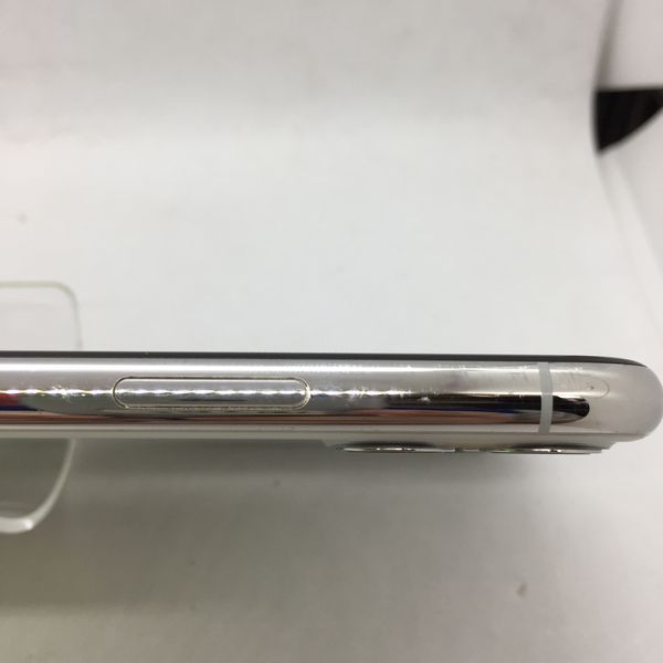 携帯電話　iPhone 11 Pro 256GB (au/シルバー) [MWC82J/A] (状態：USBケーブル・USB-ACアダプタ欠品/本体状態難/バッテリー劣化/SIMロック解除) ヨドバシ.com - アップル Apple iPhone 11 Pro 256GB シルバー