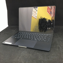 〔中古〕MacBook Air (M2,2022)Z1610004G Apple M2チップ 8コアCPU 10コアGPU/16GB/512GB SSD/Apple M2チップ 8コアCPU 10コアGPU(中古保証3ヶ月間)