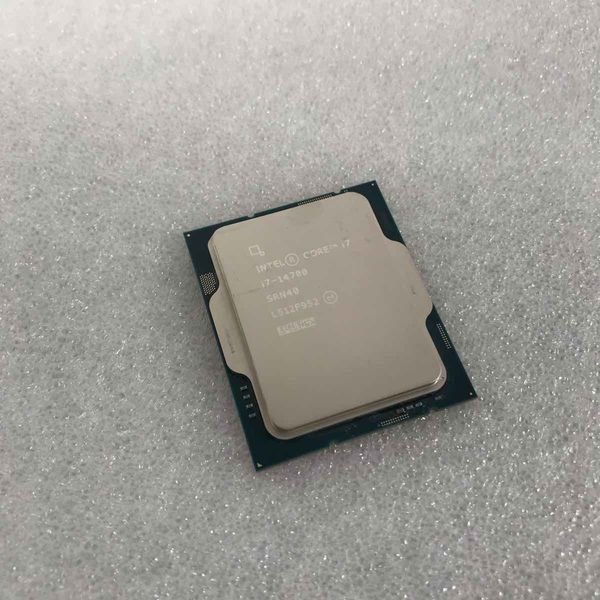 Intel　corei7 14700 中古 Intel 〔中古〕インテル® Core™ i7 プロセッサー -14700 BOX