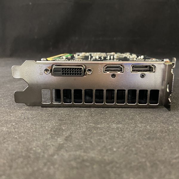 玄人志向 〔中古〕GeForce GTX 1650 GF-GTX1650D6-E4GB/DF3