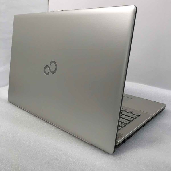 FUJITSU 〔中古〕Ryzen 7 7730U/8GB DDR4/512GB SSD/AMD 搭載GPU
